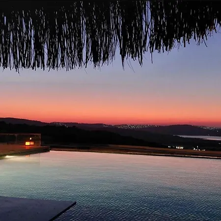 Gorgeous Flat With Nature View In Milas Διαμέρισμα *